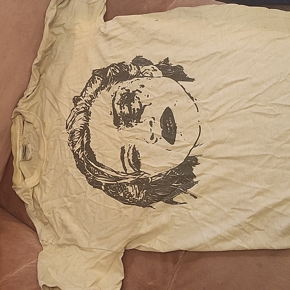 CRYSTAL CASTLE distressed tshirt in white